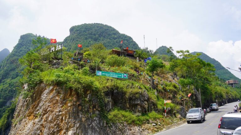 Ma Pi Leng Panorama(3)